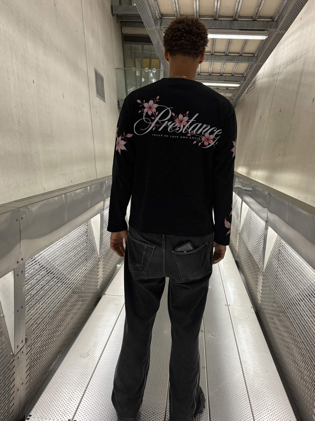 MIDNIGHT BLOOM LONGSLEEVE BLACK